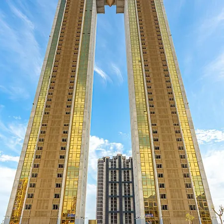 Intempo By Holuxe - 232 - 23rd Floor Apartman